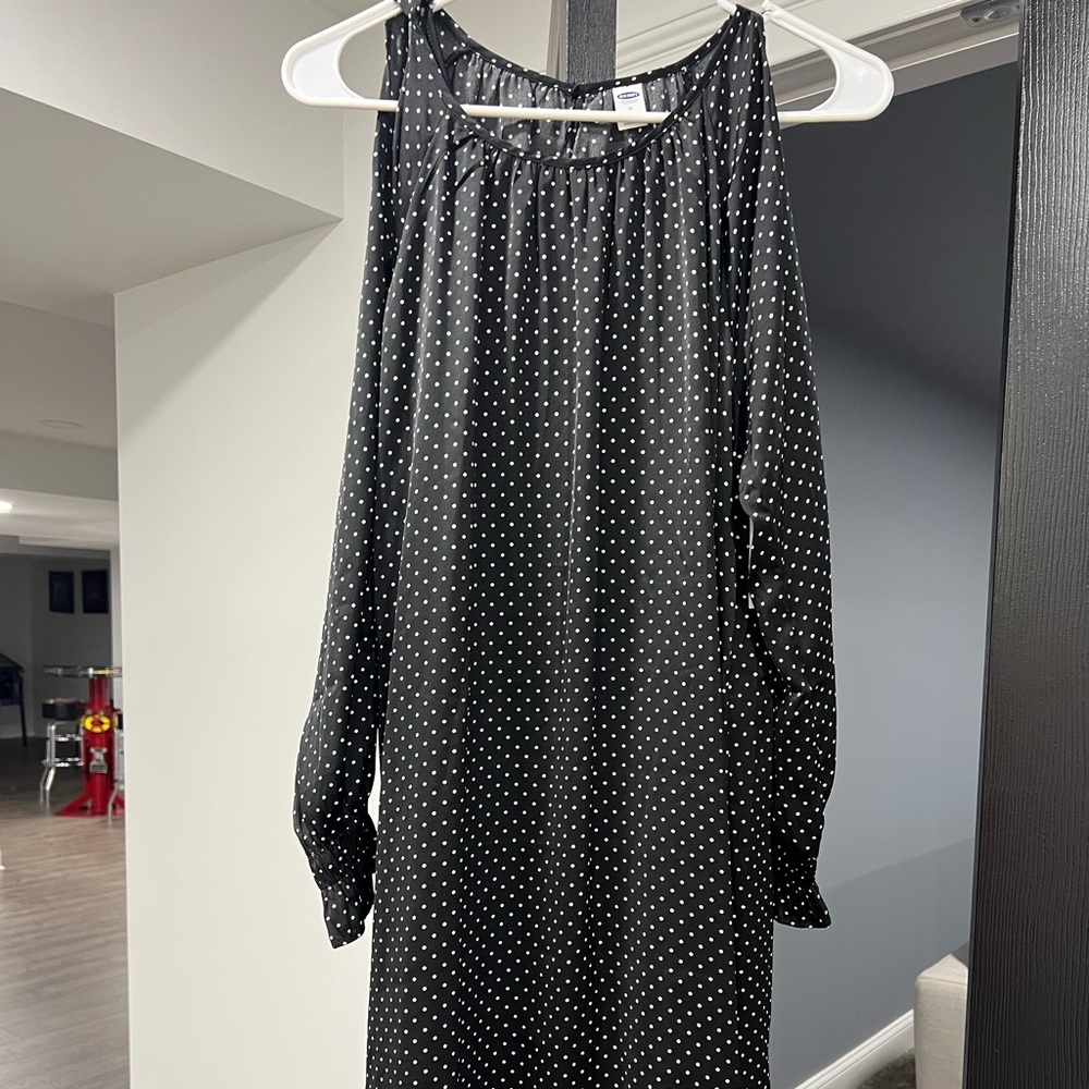 NWT Woman’s dress size M
